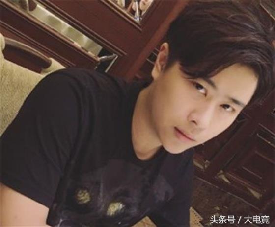 主播爆料马嘉祺视频下载,主播爆料背后的真相揭秘  第2张